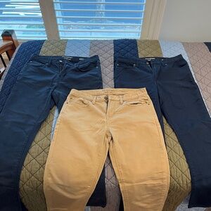 3 Pairs of Banana Republic Athletic Travel Jean (Men’s 30x30) - 2 Navy, 1 Khaki